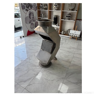 Z T�P� MANYET�K PLAKA